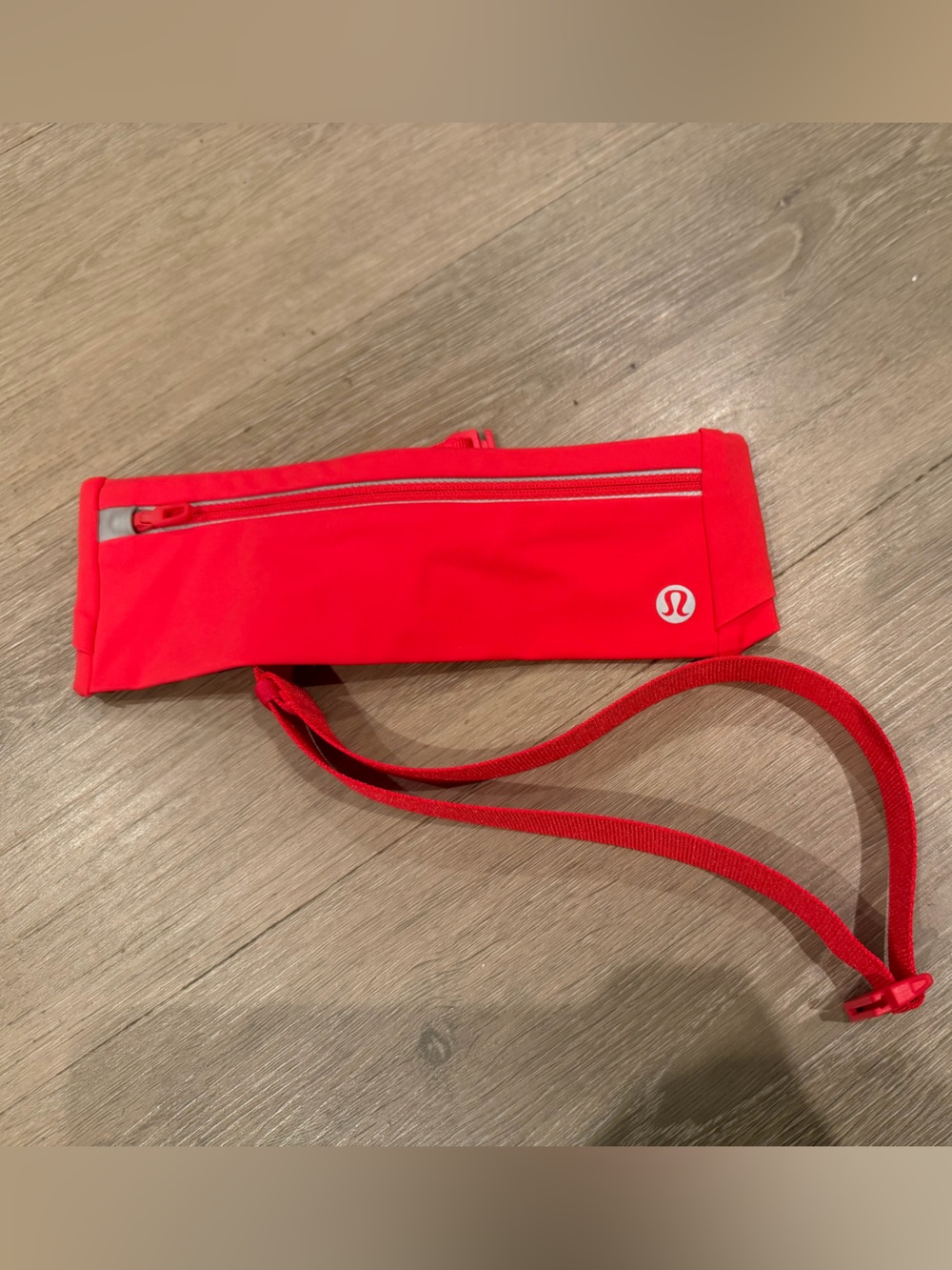 Lululemon fast and free Red Glow Hot Heat Zip Running Belt